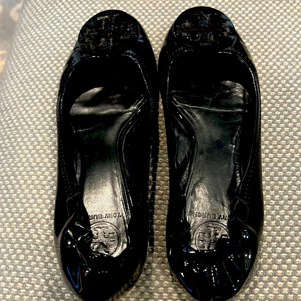 Tory Burch Black Patent Leather Ballerina Flats